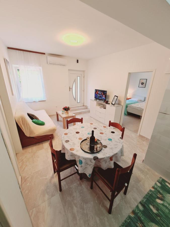 Apartments Viktorija Pula Dış mekan fotoğraf
